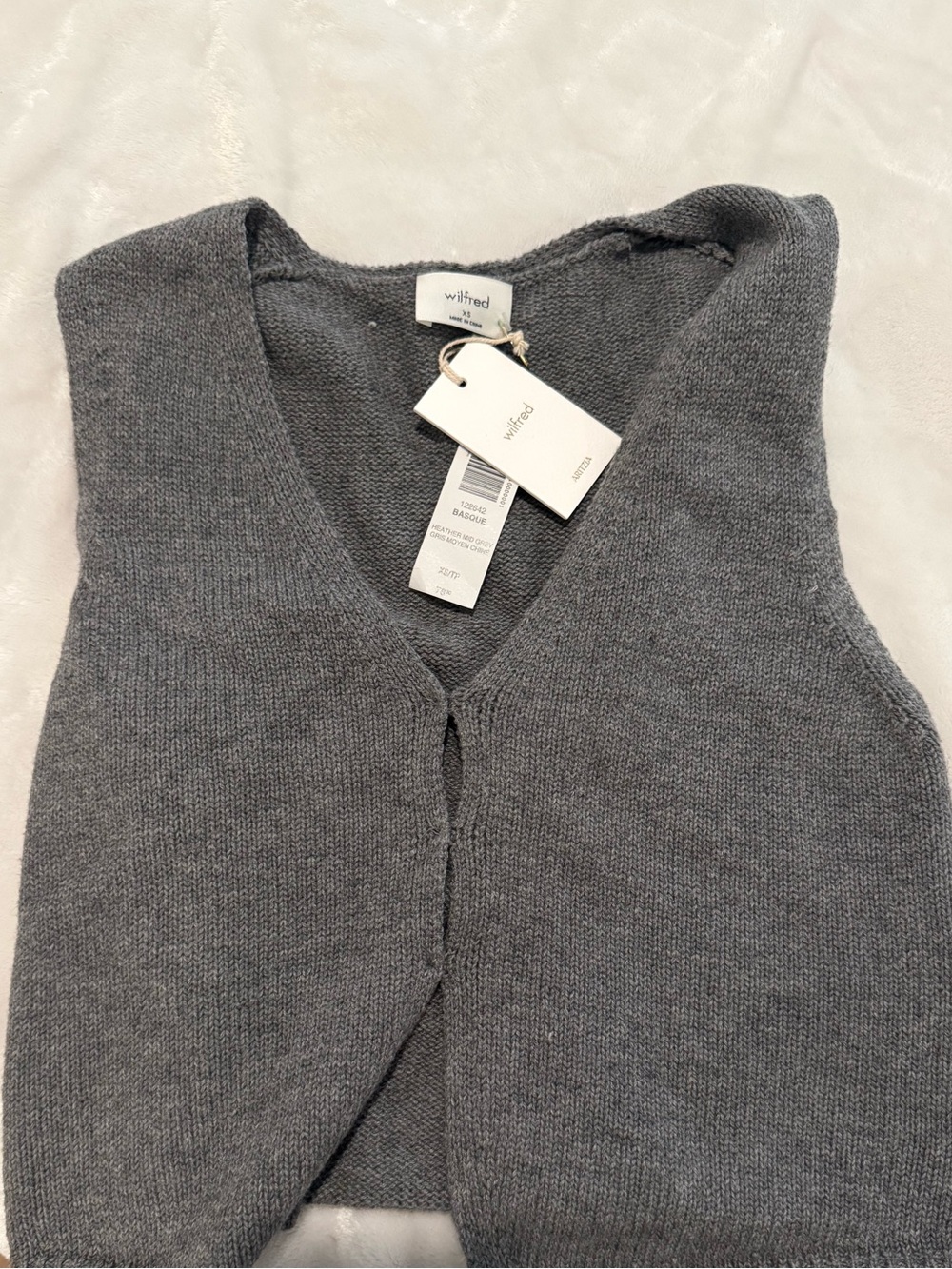 Wilfred Charcoal Gray V-Neck Knit Sweater Vest